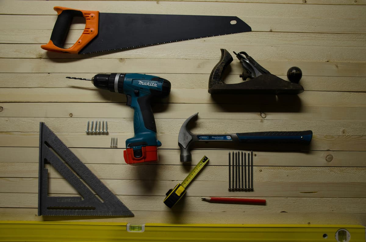 How to Build a Complete Workshop Tool Kit
