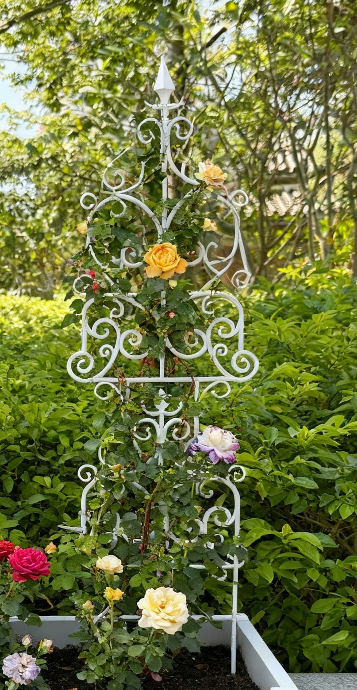 Man Yu Qing Si Style Vine Pattern Climbing Fence